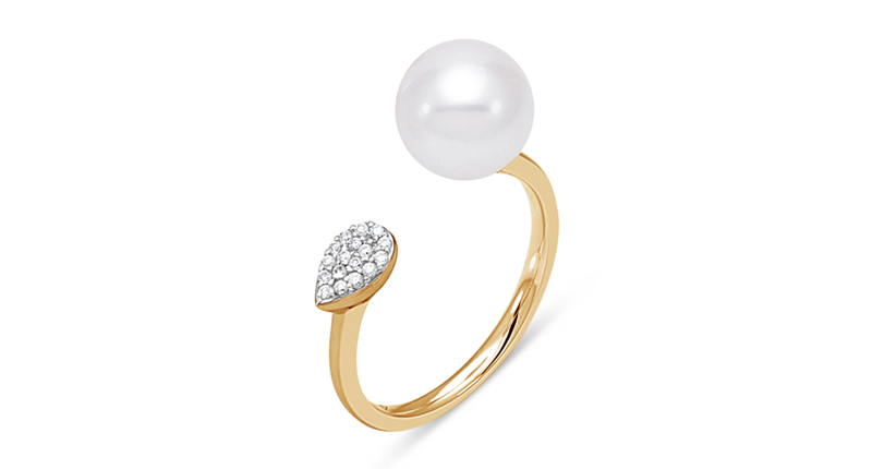 The Geo Teardrop ring from Mastoloni features a 9 to 9.5 mm white round cultured pearl with a teardrop shaped diamond splash, comprised of 17 brilliant diamonds, set in 18-karat yellow gold ($880). The Geo Teardrop ring from Mastoloni features a 9 to 9.5 mm white round cultured pearl with a teardrop shaped diamond splash, comprised of 17 brilliant diamonds, set in 18-karat yellow gold ($880).
