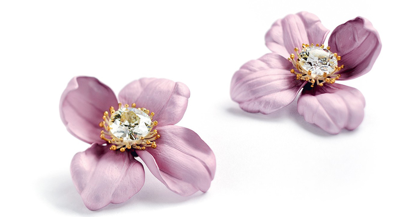 <a href="http://hemmerle.com/about-us/view-all/" target="_blank">Hemmerle</a> <a href="http://hemmerle.com/about-us/view-all/" target="_blank">Hemmerle</a>