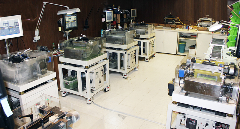 The freestanding robotic machines used at Americut Gems were designed by Kiwon Jang of KLM Technology and used to commercially produce the “All-American Sapphire” in New Jersey. The freestanding robotic machines used at Americut Gems were designed by Kiwon Jang of KLM Technology and used to commercially produce the “All-American Sapphire” in New Jersey.