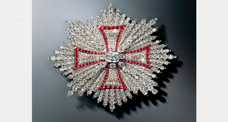 Breast star from the Order of the White Eagle (Photo credit: © Grünes Gewölbe, Staatliche Kunstsammlungen Dresden; Photo: Jürgen Karpinski) Breast star from the Order of the White Eagle (Photo credit: © Grünes Gewölbe, Staatliche Kunstsammlungen Dresden; Photo: Jürgen Karpinski)