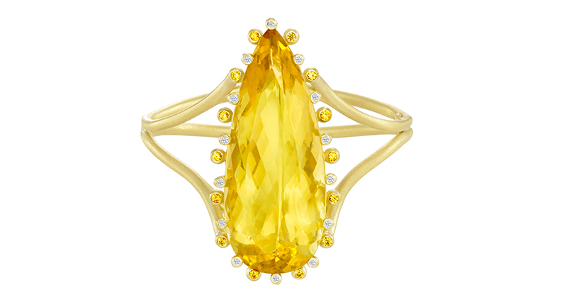 Suzy Landa cuff in 18-karat gold with a 79.23-carat pear-shaped canary-colored beryl surrounded by yellow sapphires and diamonds ($35,000) <br /><a href="http://suzylanda.com/" target="_blank">SuzyLanda.com</a>