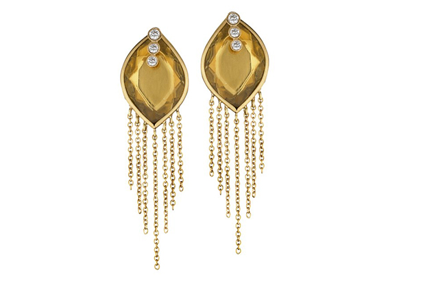 From Zaiken’s Throwing Stones Collection comes these citrine and diamond earrings in 18-karat yellow gold with fringe ($3,520).<br />
<a href="http://zaikenjewelry.com/" target="_blank"><span style="color: rgb(245, 255, 250);">zaikenjewelry.com</span></a>