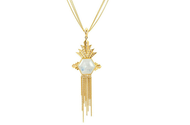 Lauren Harper’s rainbow moonstone and 18-karat gold fringe pendant offers diamond accents and evokes a 1920s flapper at the Chrysler Building (price upon request).<br />
<a href="http://www.laurenharpercollection.com/" target="_blank"><span style="color: rgb(245, 255, 250);">laurenharpercollection.com</span></a>