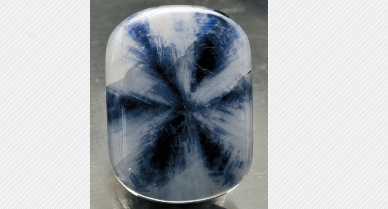 A trapiche sapphire from <a href="http://mayerandwatt.com/" target="_blank" rel="noopener noreferrer">Mayer & Watt</a> weighing 36.16 carats A trapiche sapphire from <a href="http://mayerandwatt.com/" target="_blank" rel="noopener noreferrer">Mayer & Watt</a> weighing 36.16 carats