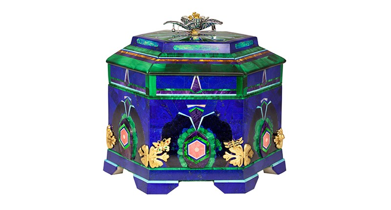 <strong>Objects of Art.</strong> Paula Crevoshay’s “Garden of Delight Mystery Box,” is made of lapis lazuli, opal, sugilite, malachite, turquoise and more. The hummingbirds, branch, and columbine feature multicolored sapphires, amethysts, spinels, tsavorite garnets, opal and diamonds. <strong>Objects of Art.</strong> Paula Crevoshay’s “Garden of Delight Mystery Box,” is made of lapis lazuli, opal, sugilite, malachite, turquoise and more. The hummingbirds, branch, and columbine feature multicolored sapphires, amethysts, spinels, tsavorite garnets, opal and diamonds.