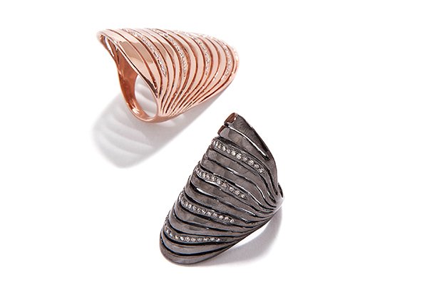 Jordan Alexander’s wavy vented knuckle ring, with four rows of diamonds in rhodium silver and 14-karat rose gold ($2,415 and $6,210, respectively)<br />
<a href="http://jordanalexanderjewelry.com/" target="_blank"><span style="color: rgb(255, 0, 0);">jordanalexander.com</span></a> Jordan Alexander’s wavy vented knuckle ring, with four rows of diamonds in rhodium silver and 14-karat rose gold ($2,415 and $6,210, respectively)<br />
<a href="http://jordanalexanderjewelry.com/" target="_blank"><span style="color: rgb(255, 0, 0);">jordanalexander.com</span></a>
