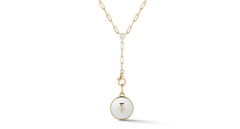 <p><a href="https://www.jemmawynne.com" target="_blank" rel="noopener">Jemma Wynne</a> 18-karat yellow gold “Prive Small Trace Chain Y Necklace” with diamond ($3,780 for the chain, pendant price upon request) </p> <p><a href="https://www.jemmawynne.com" target="_blank" rel="noopener">Jemma Wynne</a> 18-karat yellow gold “Prive Small Trace Chain Y Necklace” with diamond ($3,780 for the chain, pendant price upon request) </p>