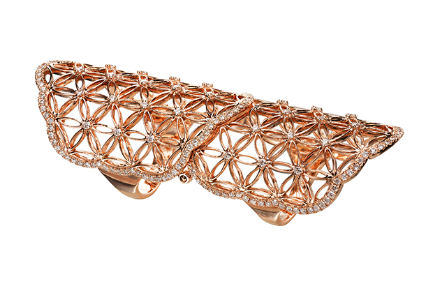 Dionea Orcini’s “Semiramis” double ring is made in 18-karat rose gold with diamonds ($12,500).<br />
<a target="_blank" href="http://dioneaorcini.com/"><span style="color: #ff0000;">dioneaorcini.com</span></a> Dionea Orcini’s “Semiramis” double ring is made in 18-karat rose gold with diamonds ($12,500).<br />
<a target="_blank" href="http://dioneaorcini.com/"><span style="color: #ff0000;">dioneaorcini.com</span></a>