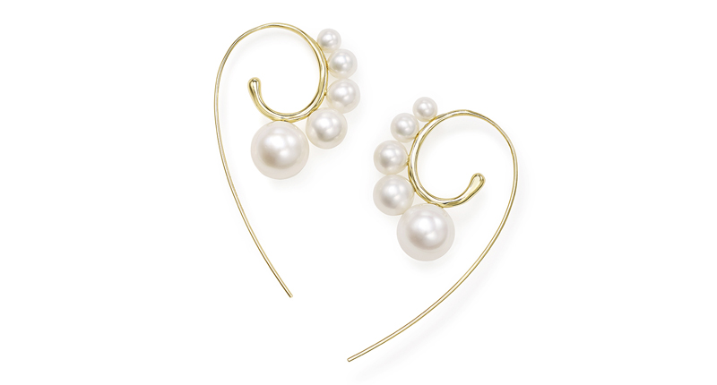 <p><a href="http://www.ippolita.com" target="_blank" rel="noopener">Ippolita</a> 18-karat yellow gold threader earrings with cultured fresh water pearls ($1,595) </p> <p><a href="http://www.ippolita.com" target="_blank" rel="noopener">Ippolita</a> 18-karat yellow gold threader earrings with cultured fresh water pearls ($1,595) </p>