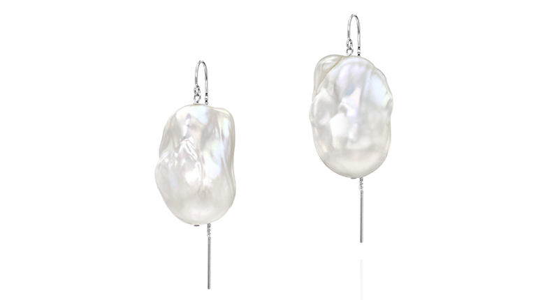 <a href="https://www.jeanjoaillerie.com/collections/earrings-nuit-blanc-collection/products/xxl-runway-size-sterling-silver-baroque-freshwater-pearl-drop-threader-earrings" target="_blank" rel="noopener">Jean Joaillerie</a> 14-karat gold-filled baroque freshwater pearl drop threader earrings ($590) <a href="https://www.jeanjoaillerie.com/collections/earrings-nuit-blanc-collection/products/xxl-runway-size-sterling-silver-baroque-freshwater-pearl-drop-threader-earrings" target="_blank" rel="noopener">Jean Joaillerie</a> 14-karat gold-filled baroque freshwater pearl drop threader earrings ($590)