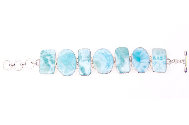 Huizenga’s larimar bracelet made in sterling silver ($1,800). Huizenga’s larimar bracelet made in sterling silver ($1,800).