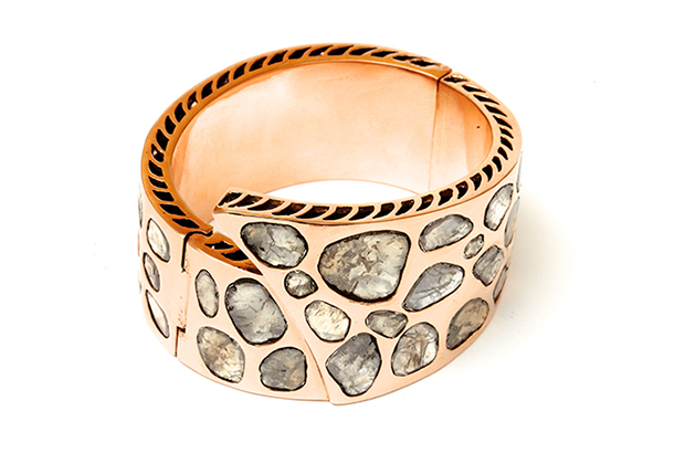 Brand: Dezso Sara Beltran<br />
Headquarters: El Paso, Texas<br />
Designer: Sara Beltran<br />
Founded: 2010 Brand: Dezso Sara Beltran<br />
Headquarters: El Paso, Texas<br />
Designer: Sara Beltran<br />
Founded: 2010