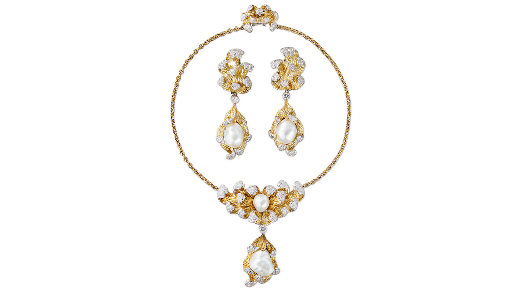 The “Purezza” parure, circa 1973-1974, is set with four “Mari del Sud” baroque pearls.
