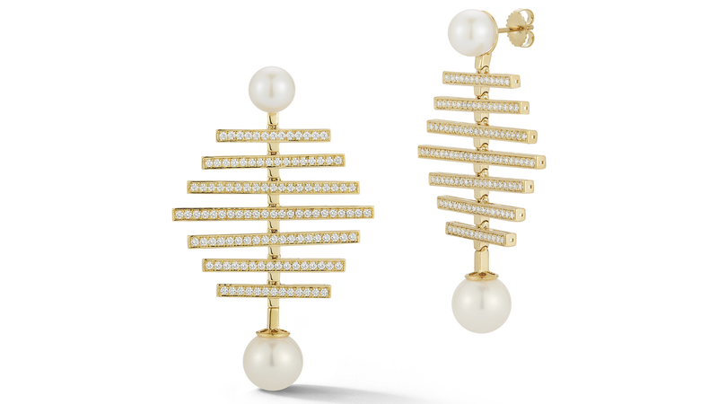 <a href="https://mateonewyork.com/collections/high-jewelry/products/18kt-pearl-horizontal-bar-ear-installation " target="_blank">Mateo</a> 18-karat yellow gold pearl horizontal bar ear installation with diamonds ($36,530)