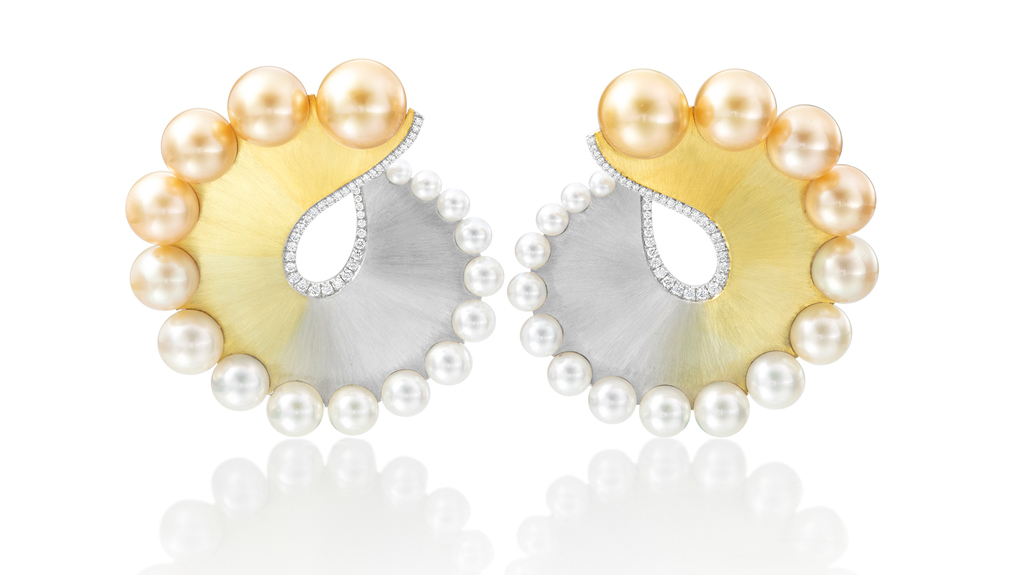 The “Nautilus” earrings by Adam Neeley Fine Art Jewelry Inc. The “Nautilus” earrings by Adam Neeley Fine Art Jewelry Inc.