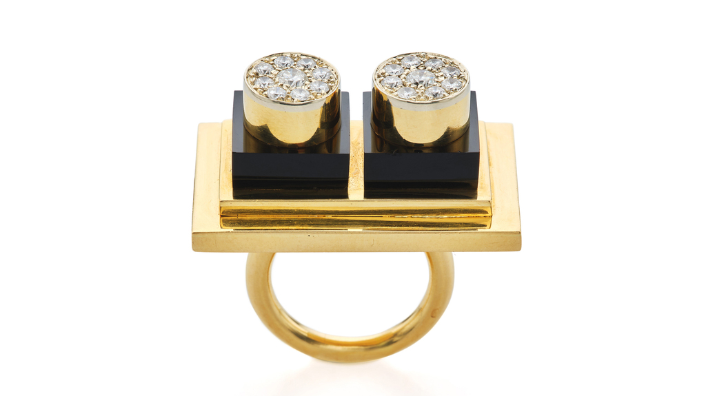 Ettore Sottsass “Double-Barreled Ring” in gold with diamond and onyx (Image courtesy of Sotheby’s)