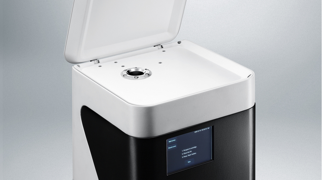 The new nanomarking technology from Alrosa creates marks that are only visible using a specialized scanner. The new nanomarking technology from Alrosa creates marks that are only visible using a specialized scanner.