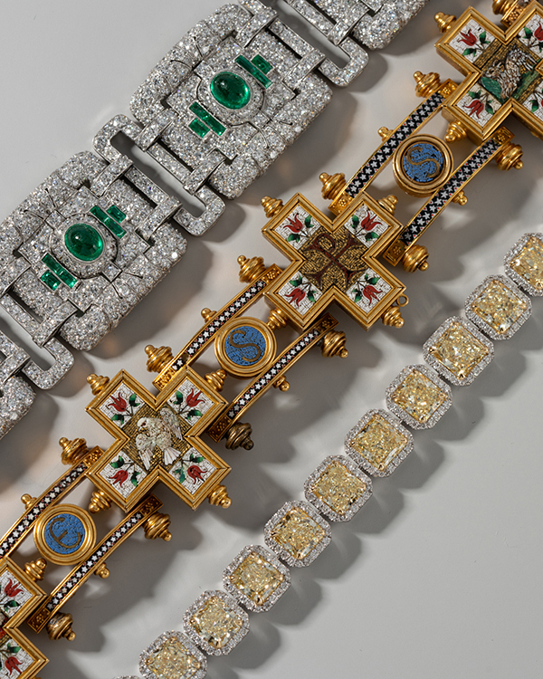 Enjoy the estate market's wide array of jewelry from antique and vintage to contemporary designer well below traditional wholesale prices. Enjoy the estate market's wide array of jewelry from antique and vintage to contemporary designer well below traditional wholesale prices.