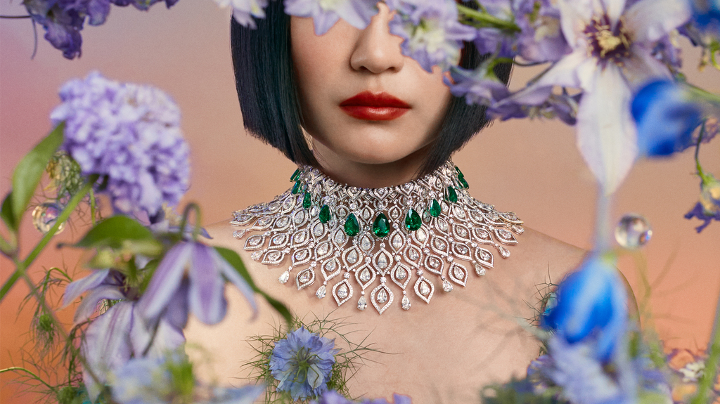 Bulgari’s “Emerald Glory” transformable jewel from the “Eden the Garden of Wonders” high jewelry range (© Cho Gi-Seok) Bulgari’s “Emerald Glory” transformable jewel from the “Eden the Garden of Wonders” high jewelry range (© Cho Gi-Seok)