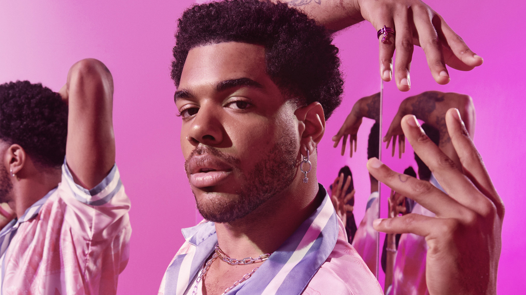 Donte Colley, a 24-year-old Canadian influencer, was one of the social media stars chosen to be in the new Pandora campaign. Donte Colley, a 24-year-old Canadian influencer, was one of the social media stars chosen to be in the new Pandora campaign.