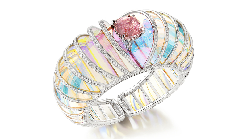 The set also includes a bracelet with 14.93-carat cushion-cut pink tourmaline.