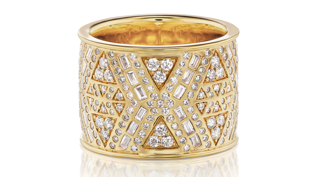 Harwell Godfrey “Stardust Cigar Band” in 18-karat yellow gold with diamonds ($13,650)