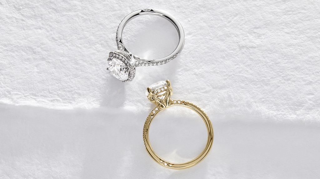 A look at Tacori’s delicate detailing in the Brilliant Earth collection A look at Tacori’s delicate detailing in the Brilliant Earth collection