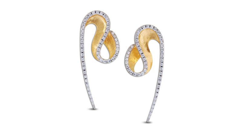 <a href="https://www.kavantandsharart.com/products/talay-wave-brushed-gold-earrings?_pos=17&_sid=104def7b7&_ss=r"> Kavant & Sharart</a> “Talay Wave Brushed Earrings” in 18-karat yellow gold and diamond ($5,890)
