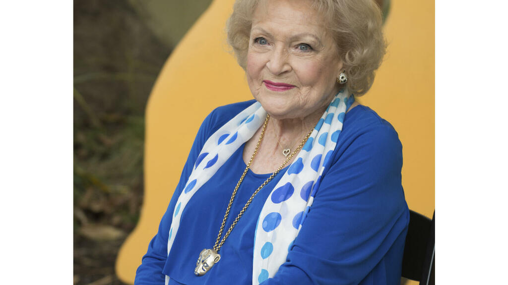 Betty White died on Dec. 31, 2021. In her memory, Editor-in-Chief and “Golden Girls” superfan Michelle Graff gathered some of Betty’s best jewelry looks, and readers responded. The Betty White jewelry retrospective was National Jeweler’s seventh most-read story so far this year. Betty White died on Dec. 31, 2021. In her memory, Editor-in-Chief and “Golden Girls” superfan Michelle Graff gathered some of Betty’s best jewelry looks, and readers responded. The Betty White jewelry retrospective was National Jeweler’s seventh most-read story so far this year.