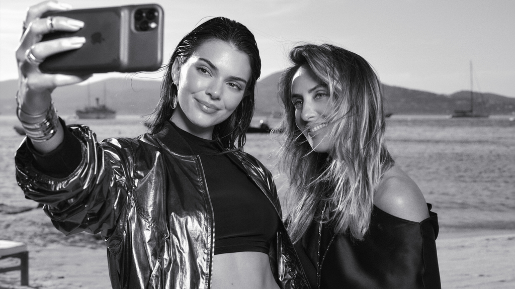 Fourth generation diamantaire and head of Messika Valérie Messika makes a cameo in the company’s new campaign alongside supermodel Kendall Jenner. Fourth generation diamantaire and head of Messika Valérie Messika makes a cameo in the company’s new campaign alongside supermodel Kendall Jenner.